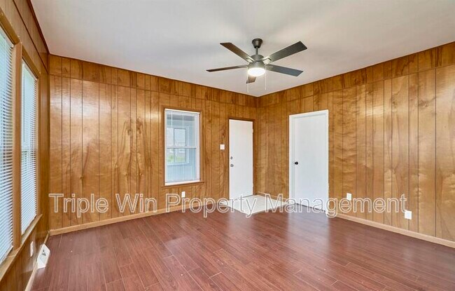 Building Photo - 115 Jersey Ave