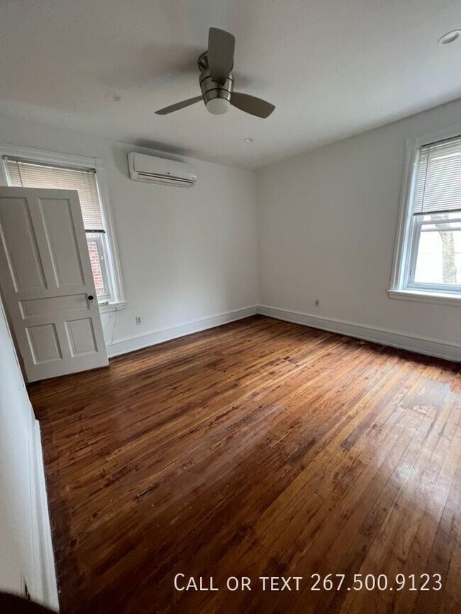 Building Photo - 236 S 45th St