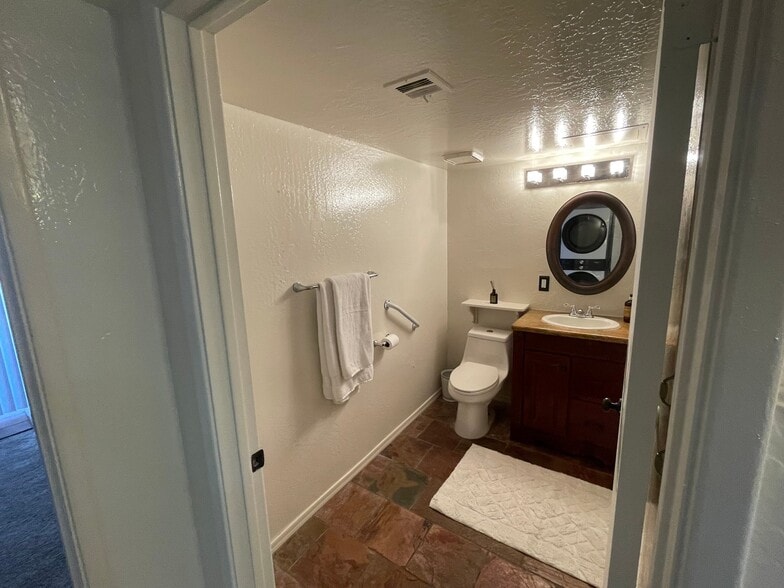 Building Photo - 12123 W Bell Rd
