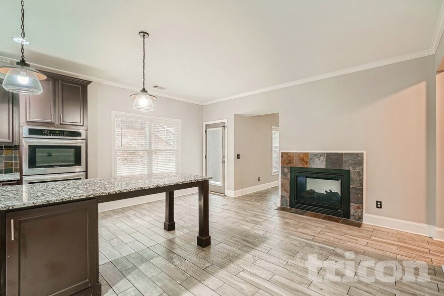 Building Photo - 1567 Squire Hill Ln