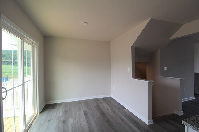 Building Photo - 34 Apple Wood Ln