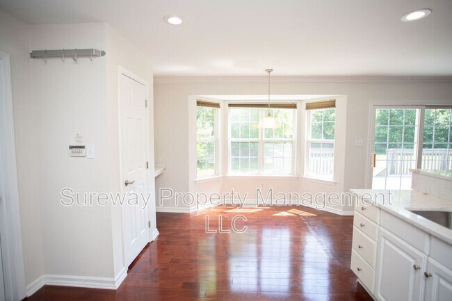 Building Photo - 24 Kathryn Ct