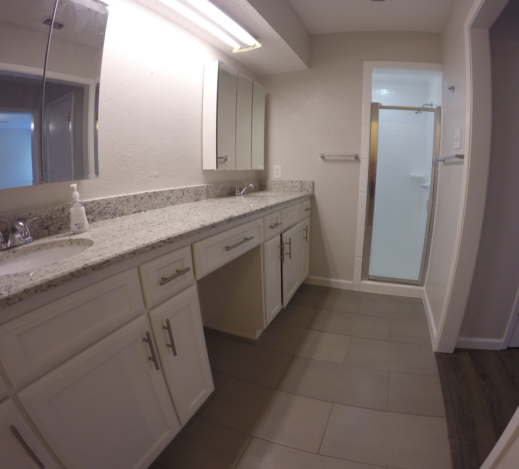 His & her sinks in master bathroom - 1604 Timbercreek Rd