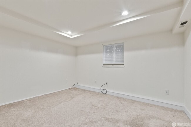 Building Photo - 3Bd/1.75Ba Seattle House