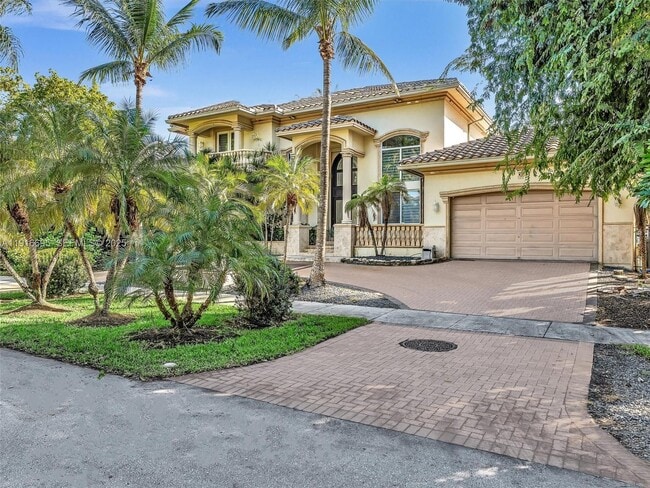 Building Photo - 922 Washington St