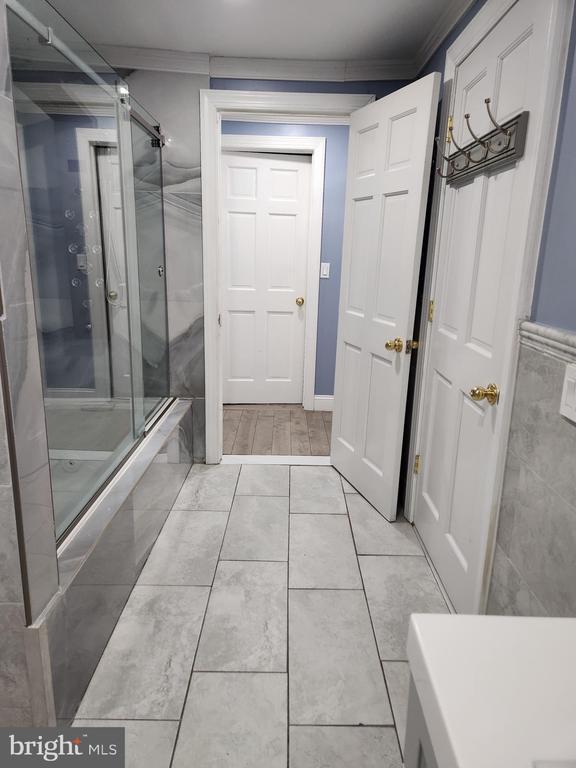 Building Photo - 210 White Horse Pike