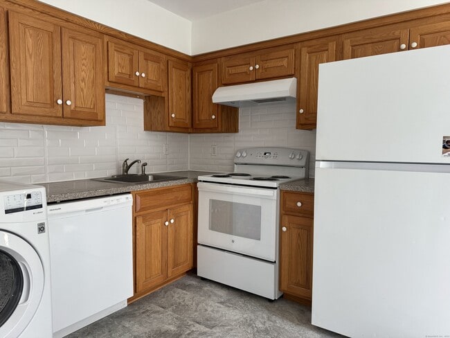 Building Photo - 26 Gurley Rd