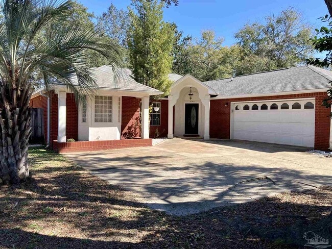 Building Photo - 3146 Live Oak St