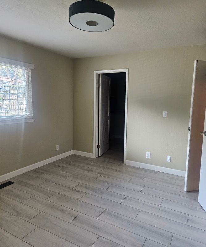 Building Photo - 8711 Mountain Blvd