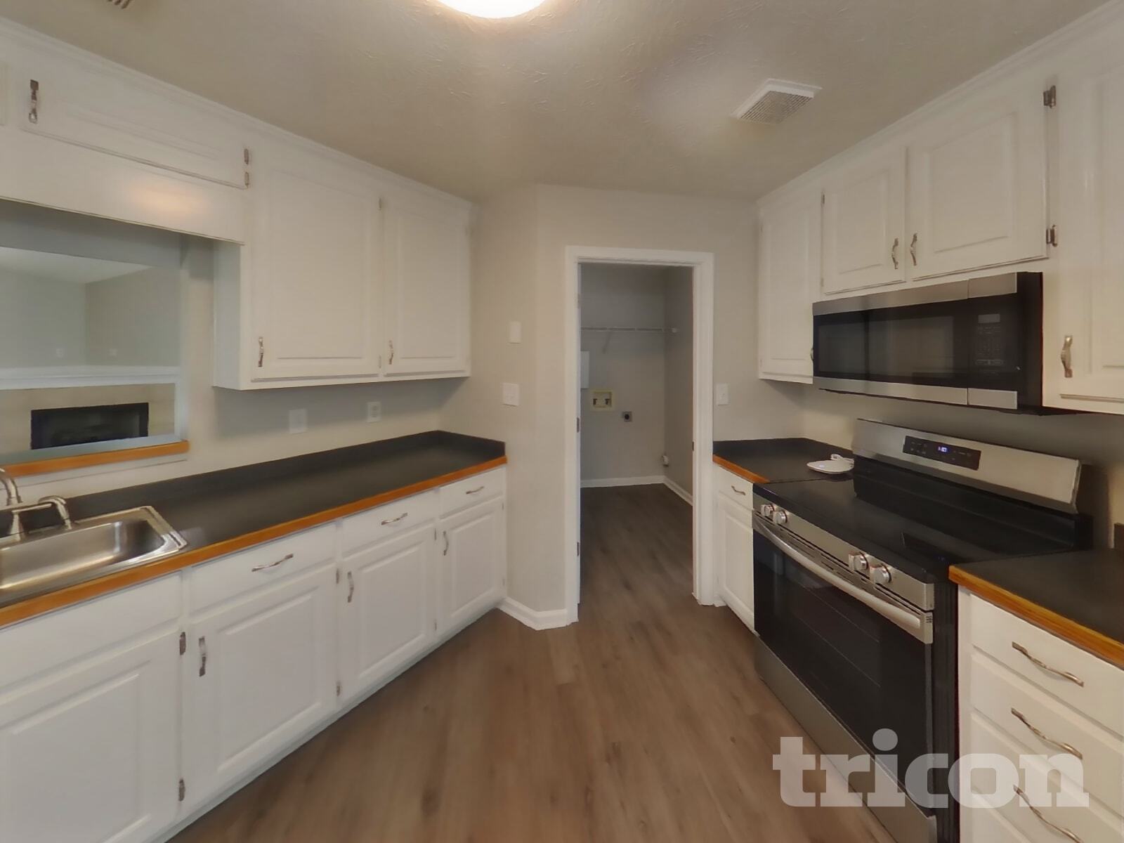 Building Photo - 2043 Big Cypress Ln