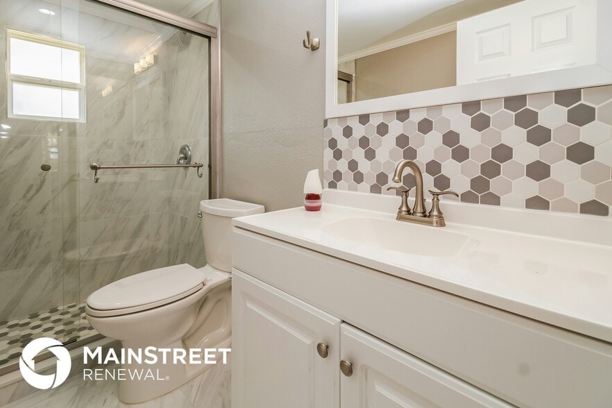 Building Photo - 234 12th Ave