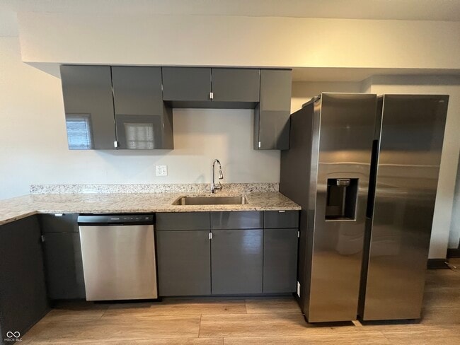 Building Photo - 154 S 9th Ave