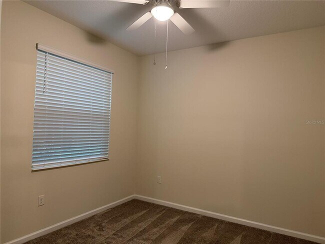 Building Photo - 8513 Golf Wy
