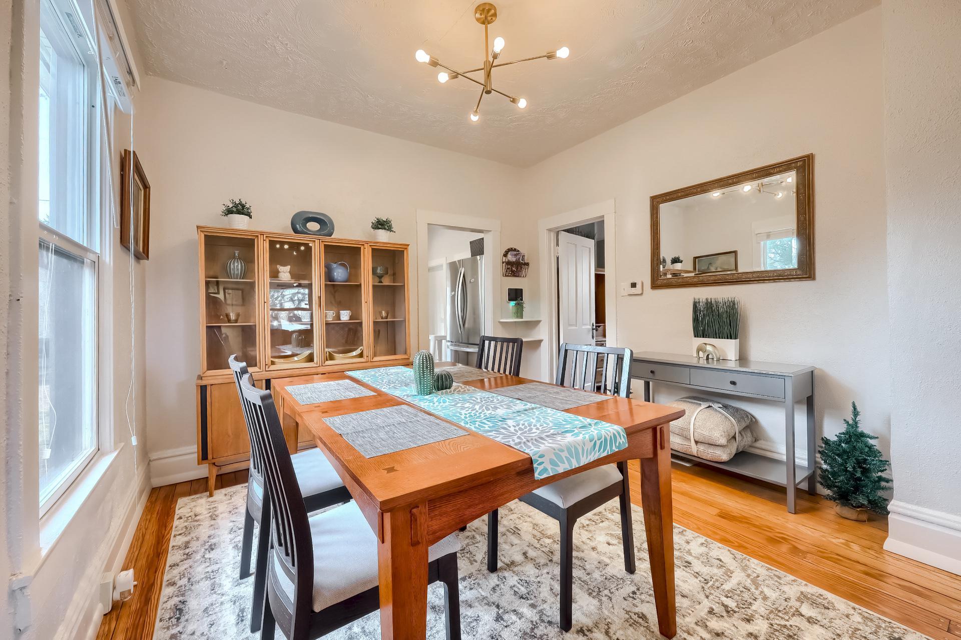 Building Photo - 3039 S Bannock St