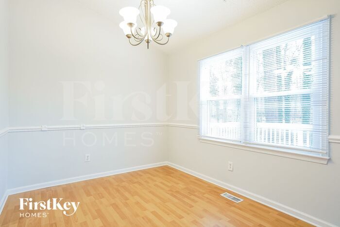 Building Photo - 5321 Trestlewood Ln