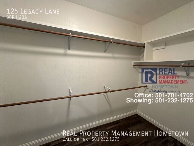 Building Photo - 125 Legacy Ln