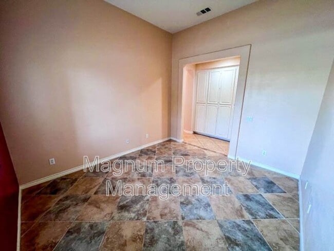 Building Photo - 31651 McCartney Dr