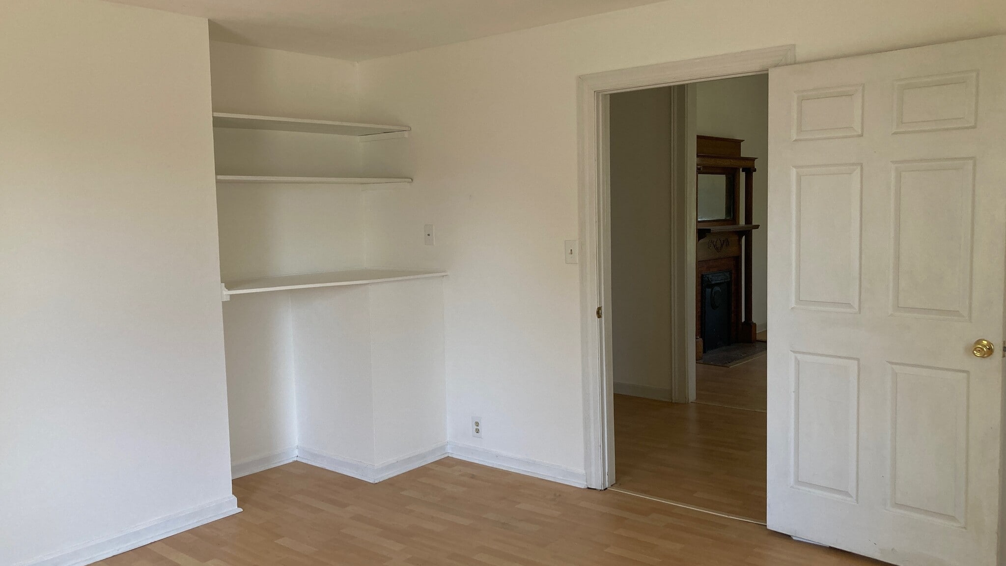 Building Photo - 201 E Caldwell Ave