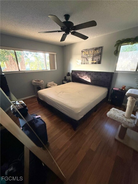 Building Photo - 5713 Foxlake Dr