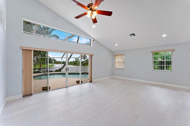 Building Photo - 1248 Lake Breeze Dr