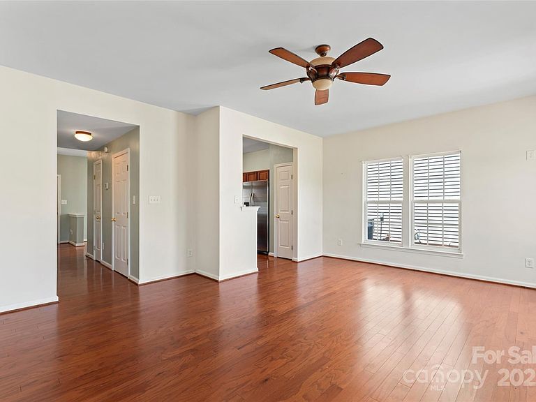 Building Photo - 4235 Coulter Xing