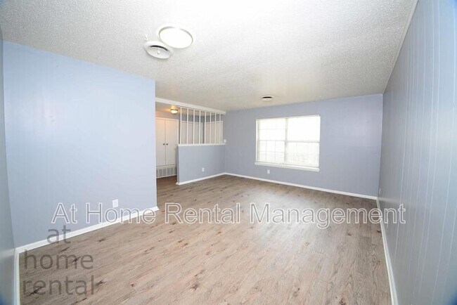 Building Photo - 4716 S Fulton Pl