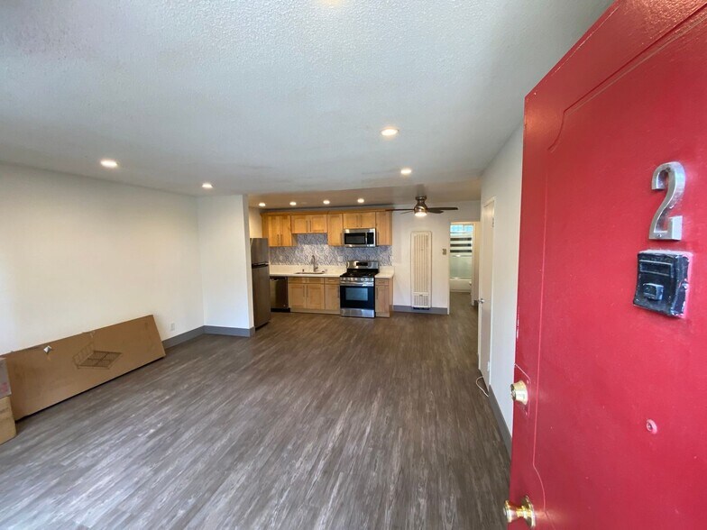Building Photo - 3601 Keystone Av