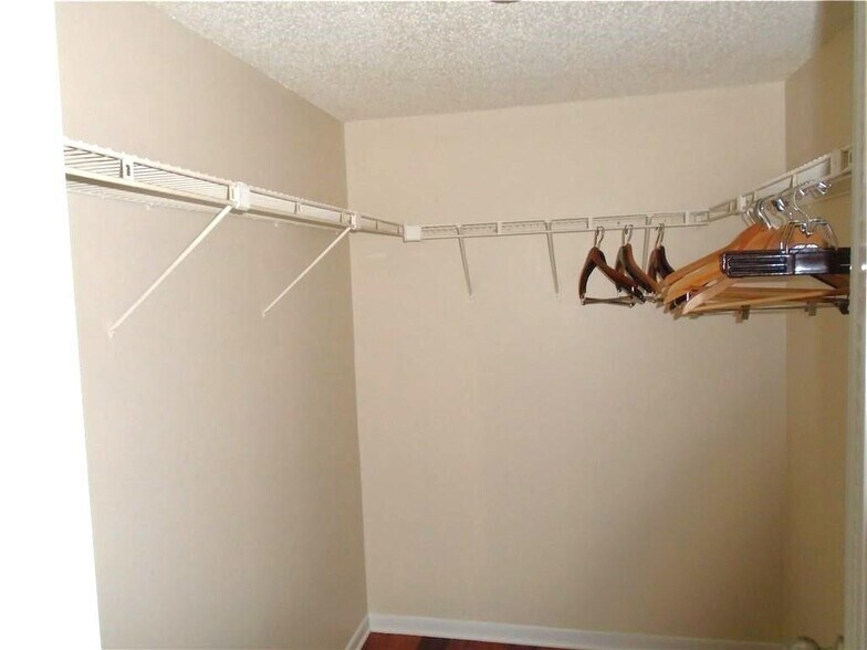 Building Photo - 608 SW Natura Blvd