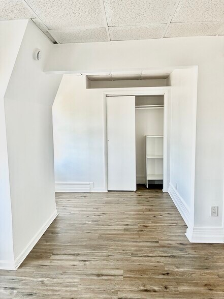 Bedroom - 261 Ridge St