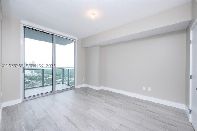 Building Photo - 16385 Biscayne Blvd