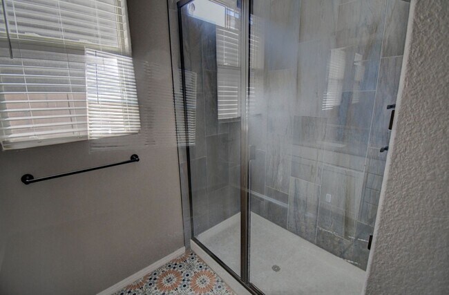Building Photo - Amazing Voltera Home