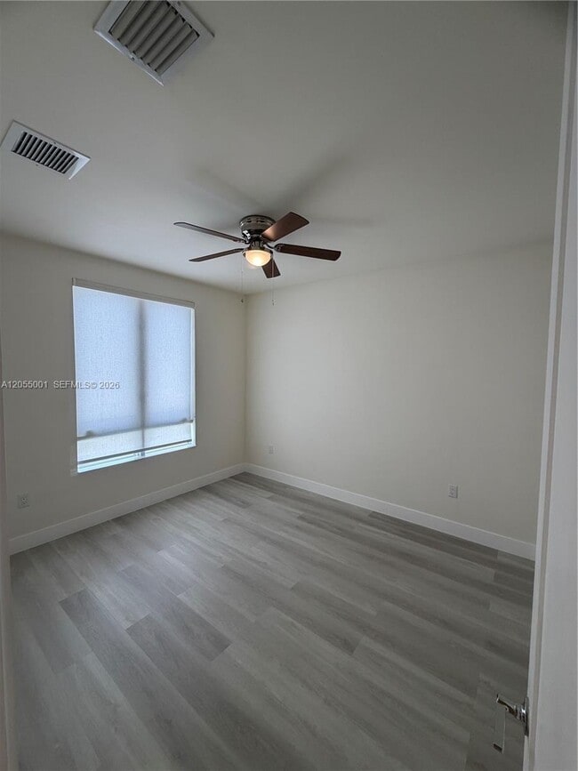 Building Photo - 6440 NW 103rd Psge