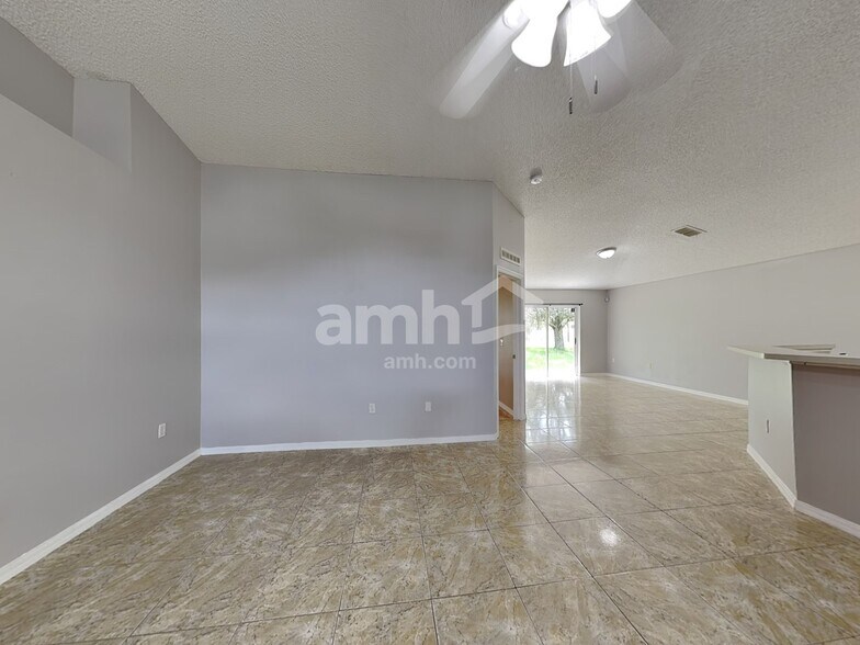 Building Photo - 16918 Corner Hill Ct