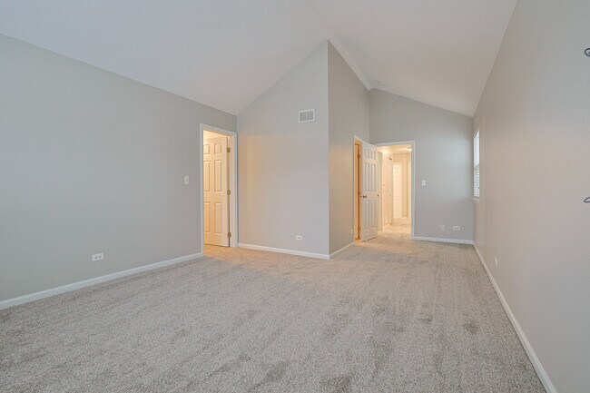 Building Photo - 145 Farmgate Dr