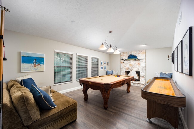 Building Photo - 3501 SE Kubin Ave