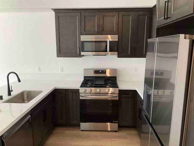 Building Photo - Modern Coastal Living – Brand New 1 Bedroom Apartment Just Blocks from the Beach!