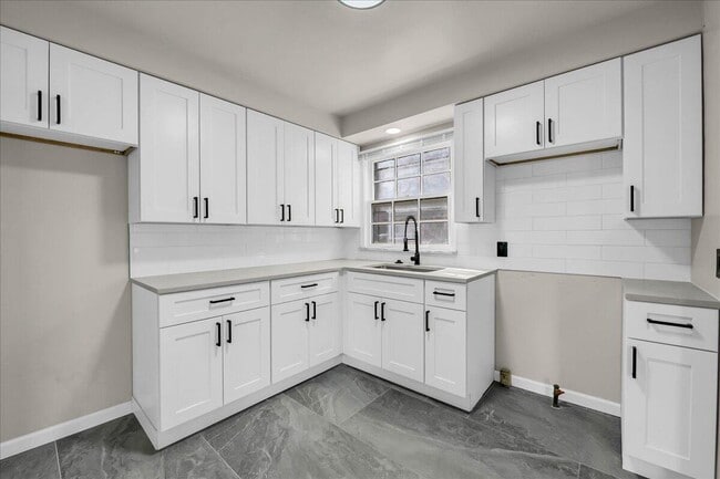 Building Photo - 14188 Collingham Dr