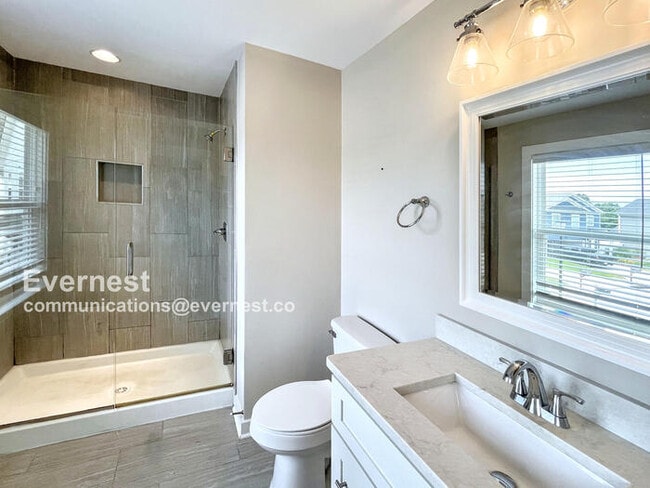 Building Photo - 5398 Reneau Way