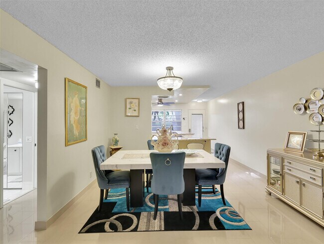 Building Photo - 3405 Bimini Ln