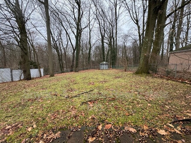 Building Photo - 1857-1859-1859 Cromwell Dr