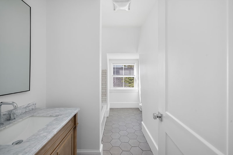 Building Photo - 293 Governor St