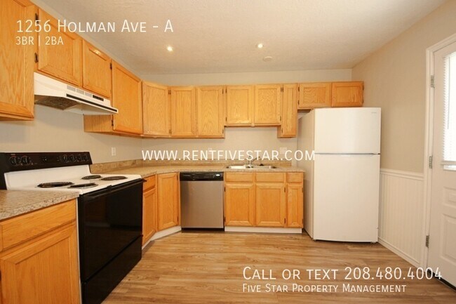 Building Photo - 1256 Holman Ave