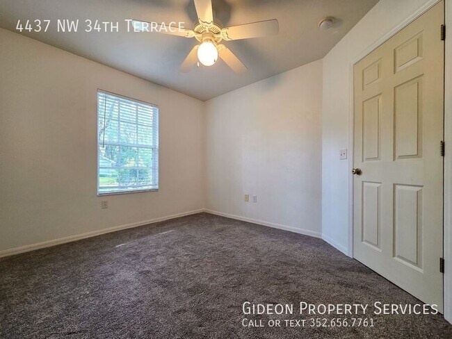 Building Photo - 4437 NW 34th Ter