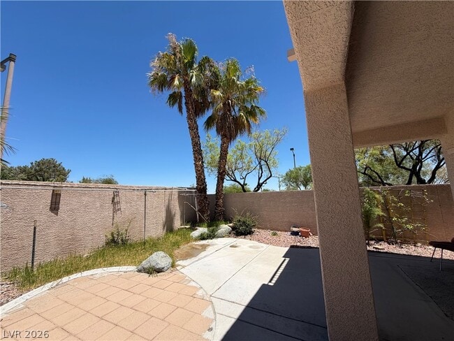 Building Photo - 10644 Austin Bluffs Way