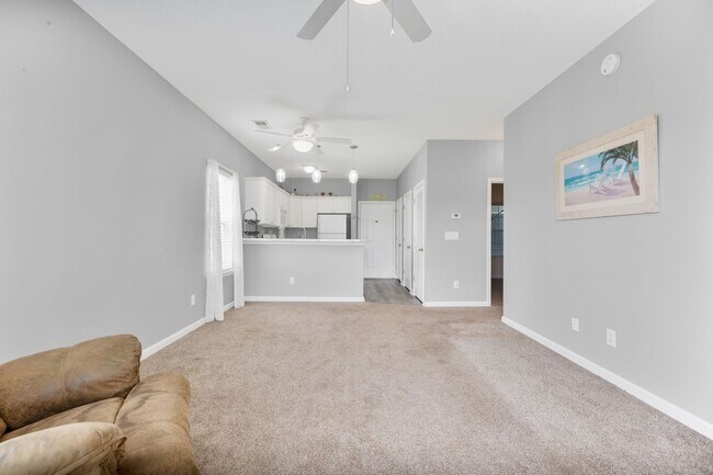Building Photo - 2040 Cross Gate Blvd