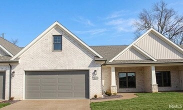 Building Photo - 3042 White Oak Trl