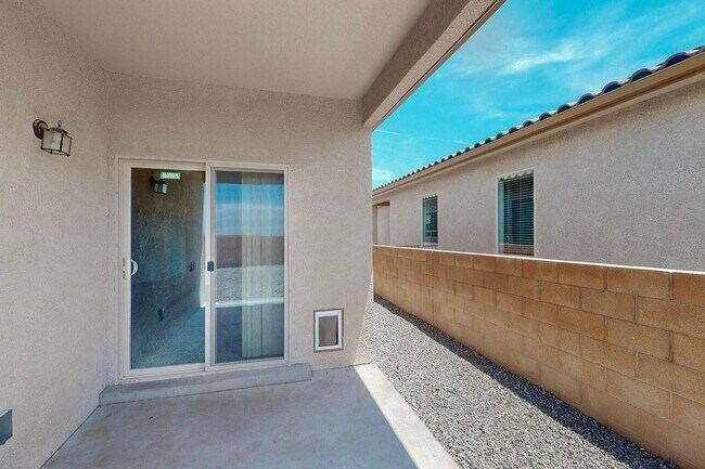 Building Photo - 6736 Tempe Ave NW