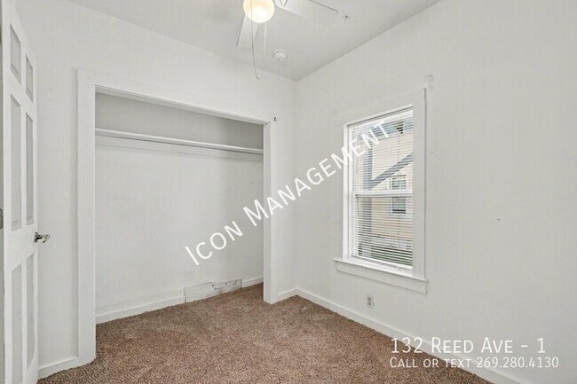 Building Photo - 132 Reed St