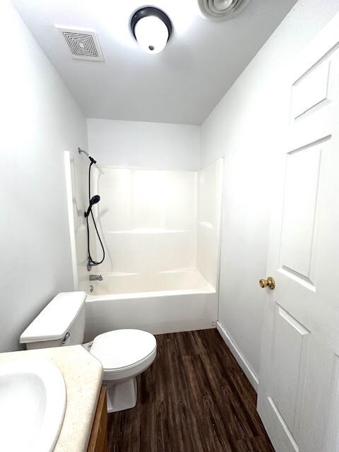 Building Photo - 2750 Brody Ln