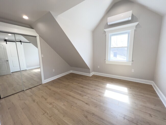 Building Photo - 100 Stowe Ave